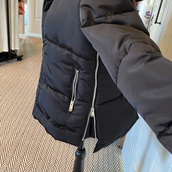 Hooded down jacket - Picture 8 of 8